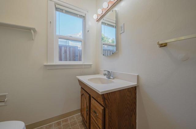 206 Cypress Avenue, Pacific Grove CA: https://media.crmls.org/mediaz/654cd8f0-9633-45c0-b356-1c502ca5ca6e.jpg