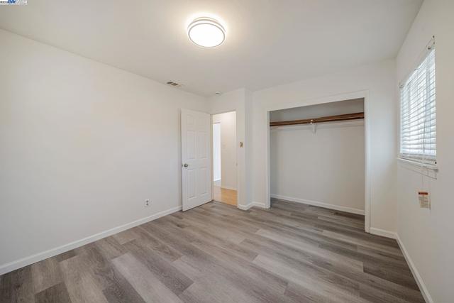 2056 Elm St, Livermore CA: https://media.crmls.org/mediaz/654d1c50-cea9-4fb0-b316-0174cbc7e922.jpg