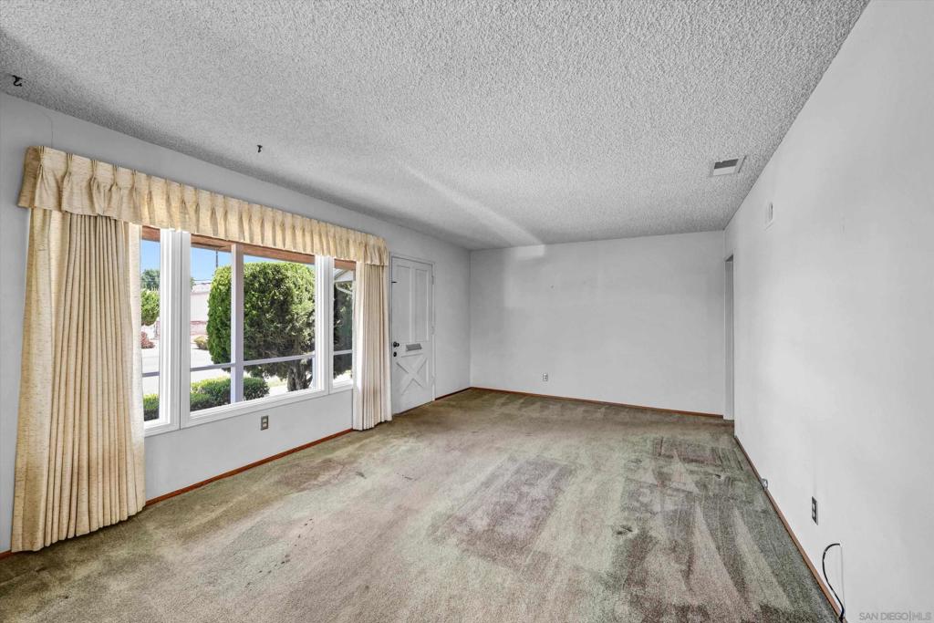 5533 Elgin Ave - photo 8