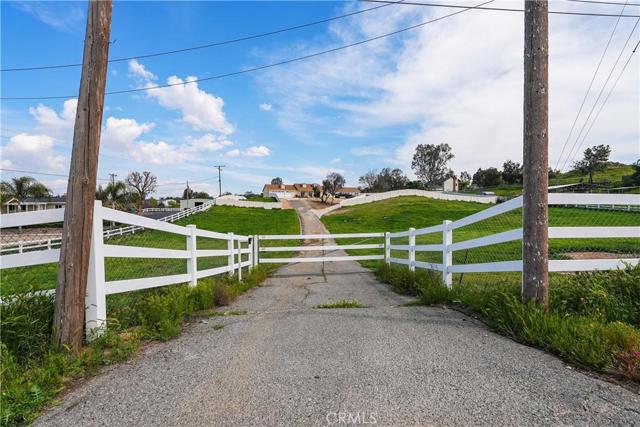 18510 Mockingbird Canyon Road, Riverside, California 92504, 7 Bedrooms Bedrooms, ,2 BathroomsBathrooms,Single Family Residence,For Sale,Mockingbird Canyon,ML81958146