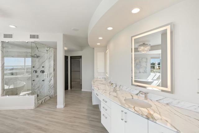 121 Via De La Valle, Del Mar CA: https://media.crmls.org/mediaz/654ee774-6245-413c-975d-ebf5d1a111d7.jpg