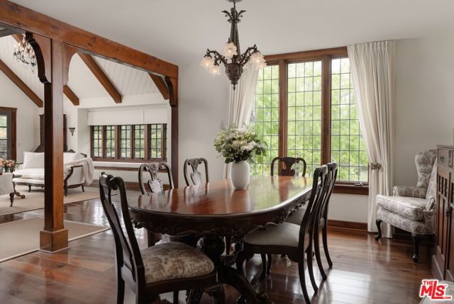 4385 Via Presada, Santa Barbara CA: https://media.crmls.org/mediaz/654fadd0-a3d0-4447-851b-30c14cfeb143.jpg