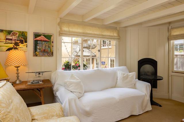 0 NW Corner Casanova & Ocean Avenue, Carmel CA: https://media.crmls.org/mediaz/654fc0c4-4b11-4c6c-8325-478af35db7df.jpg
