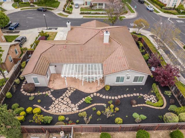 1646 Cascina Ct, Livermore CA: https://media.crmls.org/mediaz/65507ab7-fa14-426e-a077-ff68e6ab3d4c.jpg