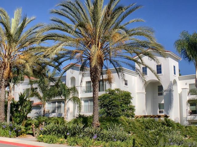 2005 Costa Del Mar Rd, Carlsbad CA: https://media.crmls.org/mediaz/6550eaa9-6de1-46ec-a00d-5e04789b27a7.jpg