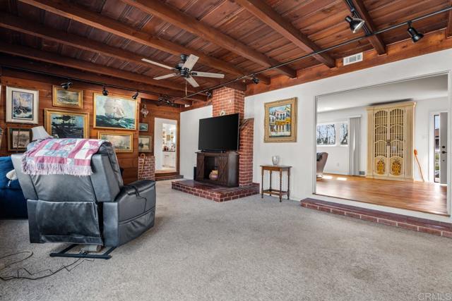 Detail Gallery Image 11 of 46 For 1676 Vann Ct, El Cajon,  CA 92020 - 4 Beds | 3 Baths