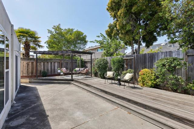 613 Pilgrim Drive, Foster City CA: https://media.crmls.org/mediaz/655151ca-df67-43c6-b33f-cbdefd609a1e.jpg
