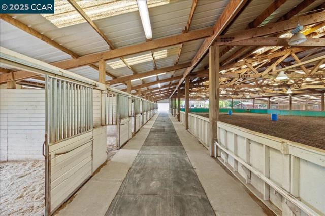 1101 North Gate Road, Walnut Creek CA: https://media.crmls.org/mediaz/65517750-992d-4bb4-92c4-2c22efa62e4b.jpg