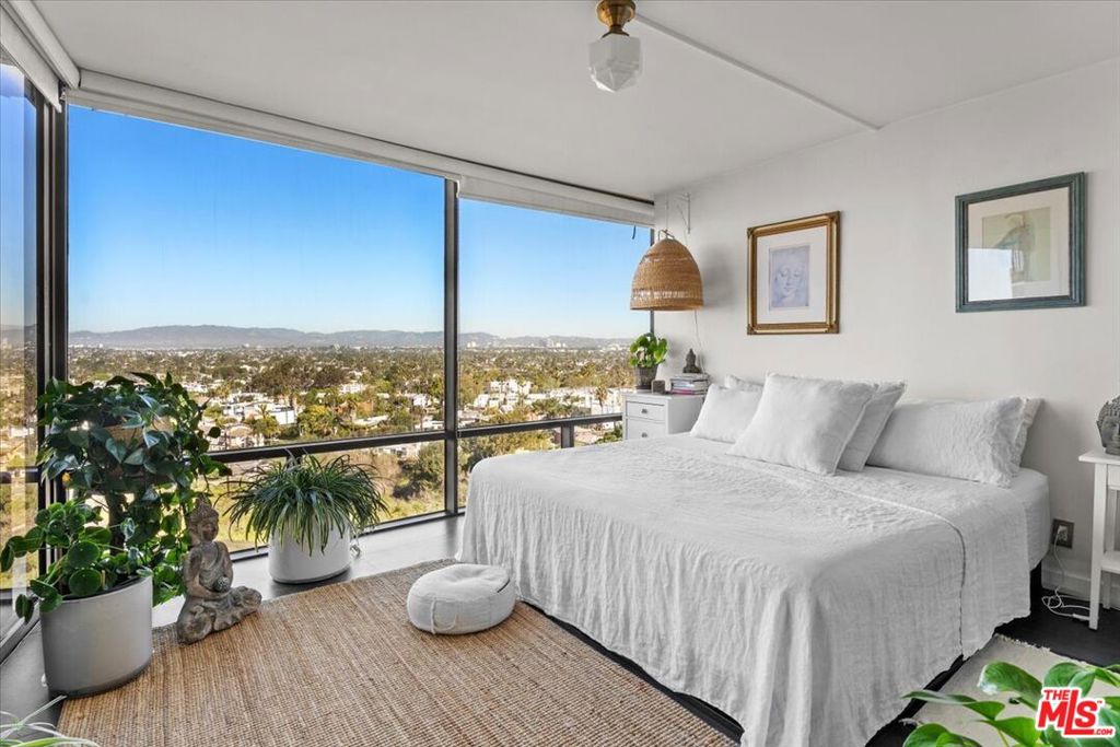 4316 Marina City Drive #725