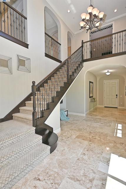 3009 Drysdale St, Danville CA: https://media.crmls.org/mediaz/6551b1f8-802d-4514-8c14-c7b5e0622663.jpg