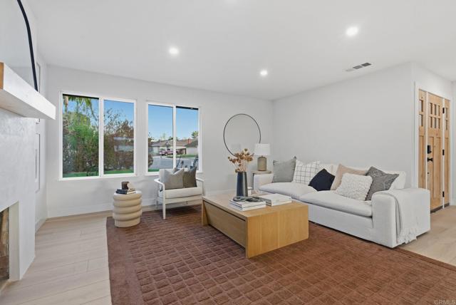 Detail Gallery Image 9 of 41 For 2002 Ladera Ct, Carlsbad,  CA 92009 - 4 Beds | 2 Baths