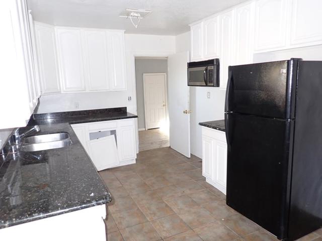 206 El Sendero, Vallejo CA: https://media.crmls.org/mediaz/6551f834-8b8a-4236-aecb-e607a2a32062.jpg