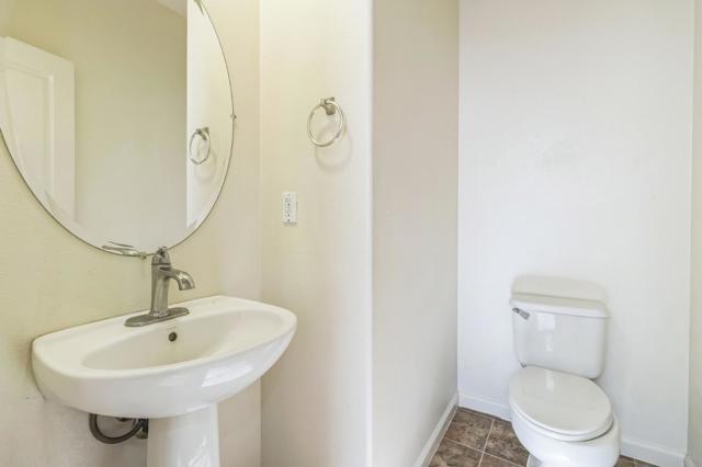 1160 Bellflower Way, Los Banos CA: https://media.crmls.org/mediaz/6554035f-e54e-4466-b0f5-159e504dc269.jpg