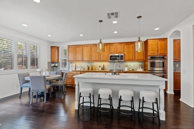 1008 Brightwood Drive., San Marcos CA: https://media.crmls.org/mediaz/65559afa-c218-4091-978b-3b51ae6733ce.jpg