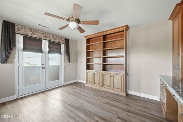 3194 Sunset Hills Boulevard, Thousand Oaks CA: https://media.crmls.org/mediaz/65576f0e-977d-4e6b-a467-7642fe4b79b9.jpg