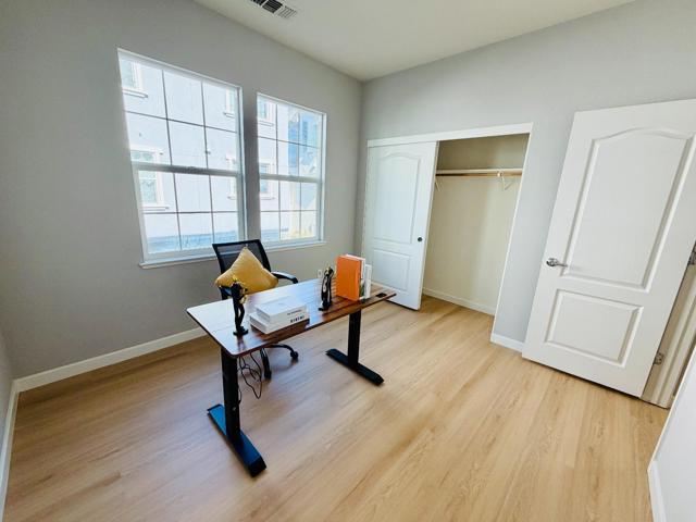 562 Montego Terrace, Sunnyvale CA: https://media.crmls.org/mediaz/655880e1-1898-4aaa-add2-1e7d3579c7c1.jpg