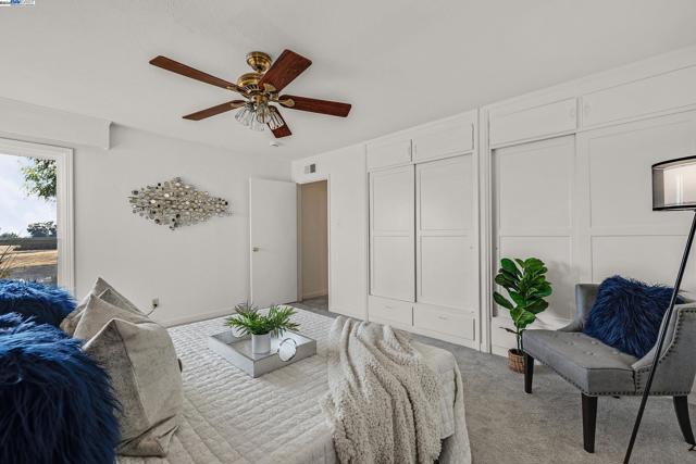 Image 31 of 59 For 4135 Vasco Rd