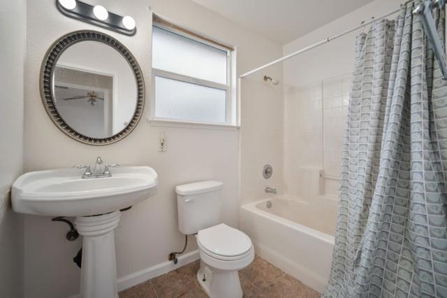 10510 East Court, Oakland CA: https://media.crmls.org/mediaz/6559414d-08cc-4844-a296-e9bd4b396402.jpg