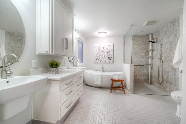 Detail Gallery Image 23 of 42 For 2234 Mira Sol Dr, Vista,  CA 92084 - 4 Beds | 3 Baths