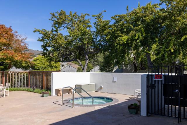 28069 Heron Court, Carmel Valley CA: https://media.crmls.org/mediaz/655a0c24-37b8-4862-853a-622e4f0ebe0e.jpg