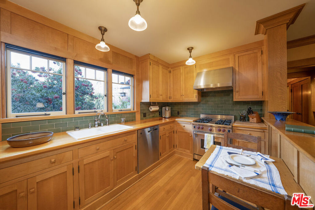 MLS #25596063 image #64