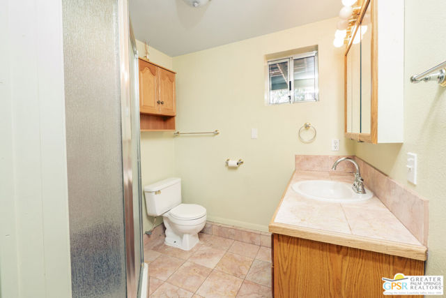 6307 Cedar Court, Angelus Oaks CA: https://media.crmls.org/mediaz/655c52db-c224-4b71-bb54-1c41130228b1.jpg