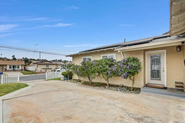 1629 primera Street, Lemon Grove CA: https://media.crmls.org/mediaz/655de5e4-bbef-46ae-b125-8d4c16553458.jpg