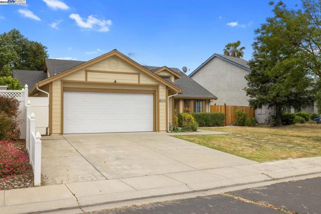 1023 Snowgoose Ln, Manteca CA: https://media.crmls.org/mediaz/655df89e-5c91-4781-9dd0-639b6bce5038.jpg