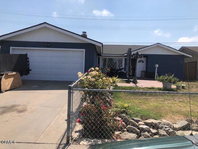 Detail Gallery Image 2 of 6 For 3810 San Simeon Ave, Oxnard,  CA 93033 - 3 Beds | 2 Baths