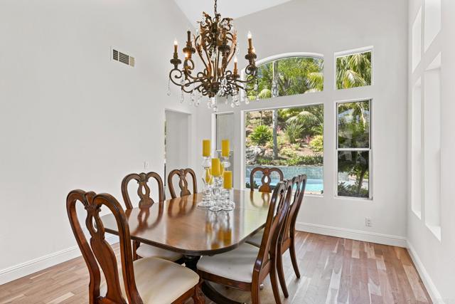 6990 Blue Orchid Lane, Carlsbad CA: https://media.crmls.org/mediaz/655f0f84-da1c-456d-96b6-818c1ae9de03.jpg