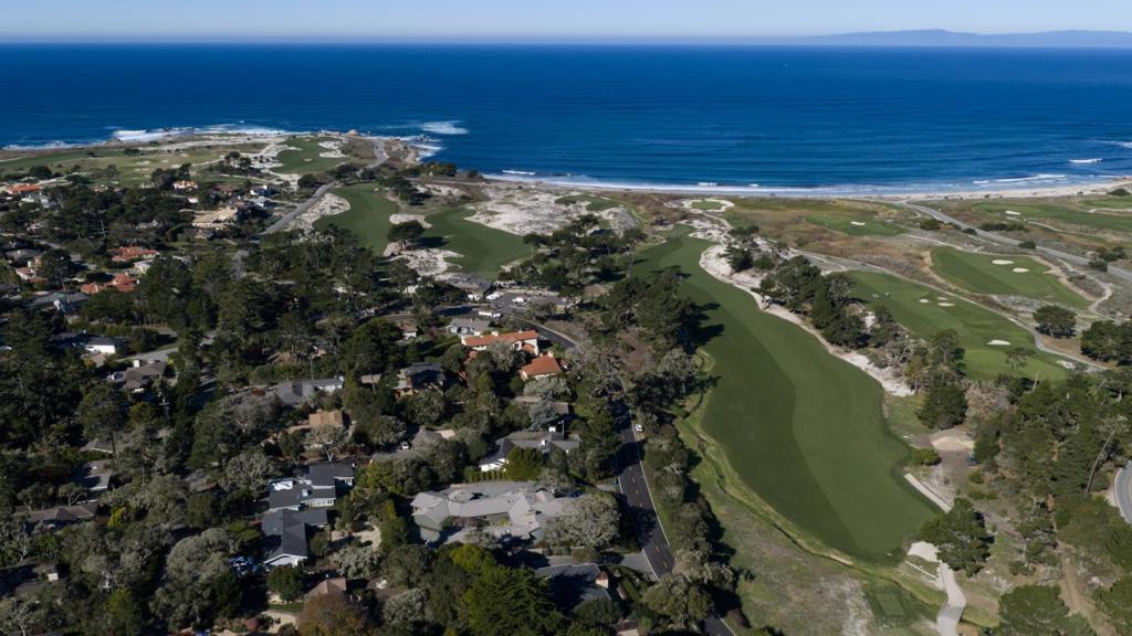 2927 Old 17 Mile Drive