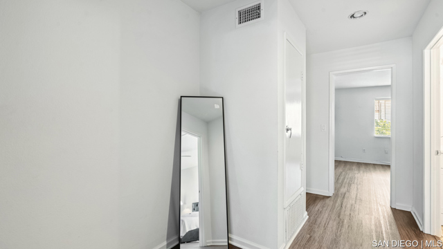 209 Espanas GLN, Escondido CA: https://media.crmls.org/mediaz/6562db56-9be0-400d-872d-bd585e349998.jpg