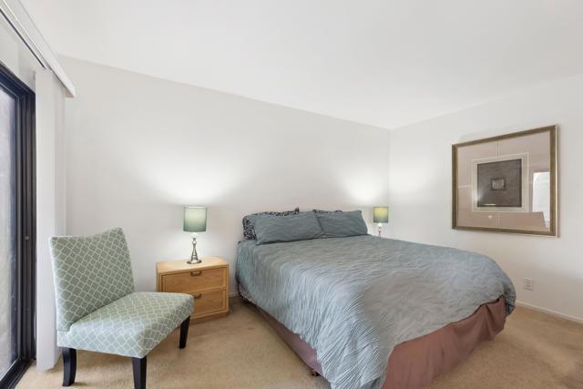 1254 Tiffany N Circle, Palm Springs CA: https://media.crmls.org/mediaz/6562de8e-eaee-4bab-8af2-21a6414e4bea.jpg