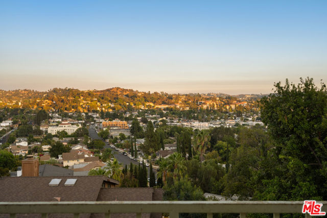 2447 Norwalk Avenue, Los Angeles CA: https://media.crmls.org/mediaz/6563d427-4edd-4764-bbcb-09e997a2c59d.jpg