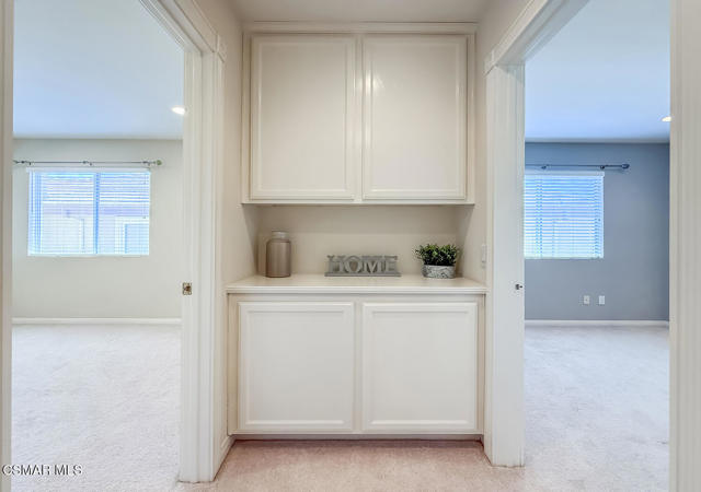 3030 Hollycrest Avenue, Thousand Oaks CA: https://media.crmls.org/mediaz/65648237-4be5-4b23-b5c1-68ea713e93db.jpg