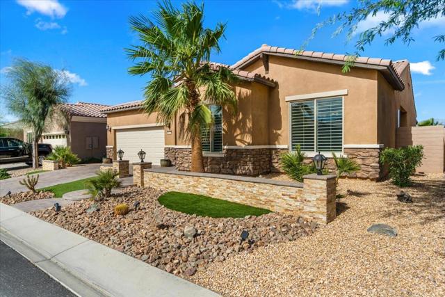 39313 Camino Las Hoyes, Indio CA: https://media.crmls.org/mediaz/656517a0-6ab5-463f-8a42-7f84996c68fe.jpg