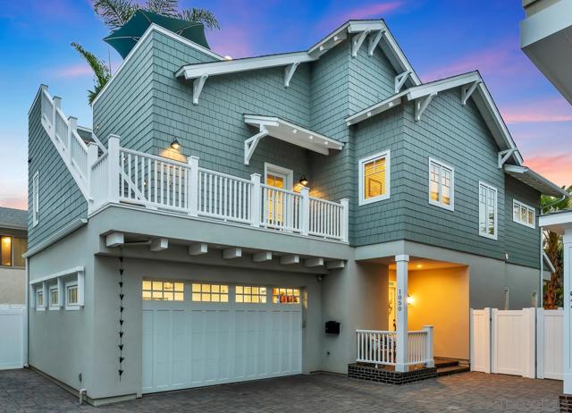 1050 Isabella Ave, Coronado CA: https://media.crmls.org/mediaz/65682e2b-3160-4a3b-80c3-3c03e93b4137.jpg