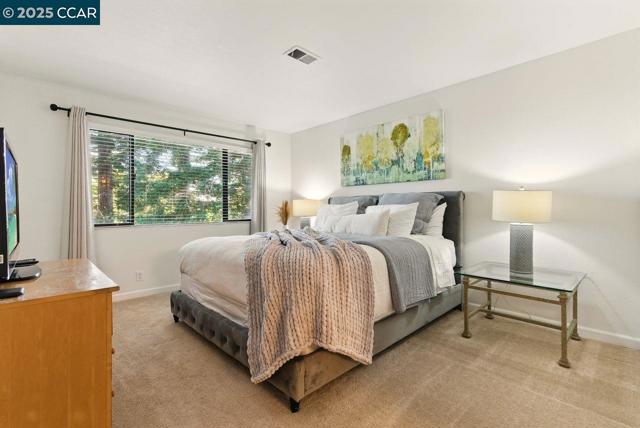 223 Via Pinada Ln, Martinez CA: https://media.crmls.org/mediaz/65685e75-c5b4-4150-bd63-af7338a5d8ee.jpg