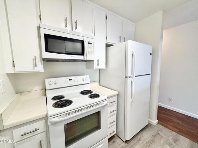 Detail Gallery Image 11 of 28 For 250 E Surfside Dr, Port Hueneme,  CA 93041 - 2 Beds | 1/1 Baths