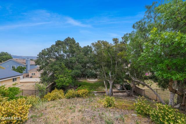 6930 Lafayette Street, Moorpark CA: https://media.crmls.org/mediaz/656c888e-9318-4f3f-8299-2709d3cc3b35.jpg