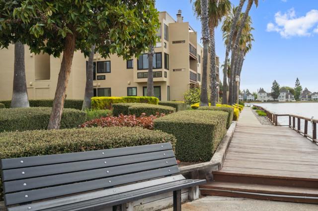 918 Beach Park Boulevard, Foster City CA: https://media.crmls.org/mediaz/656c9a5f-7a1c-4601-a78a-a17ac583d571.jpg
