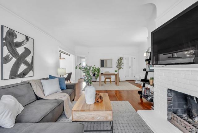 74 Lynch Street, San Francisco CA: https://media.crmls.org/mediaz/656e4a40-7500-420f-bb0c-7a8bd100c0a4.jpg