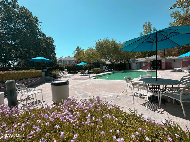 24632 Brighton Drive, Valencia CA: https://media.crmls.org/mediaz/6570851b-16d6-4426-a161-7e6f25e128f3.jpg