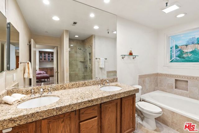 14630 Dickens Street, 105 photo 23