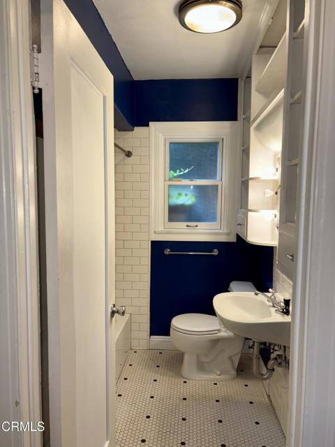Image 11 of 34 For 62 San Clemente Street