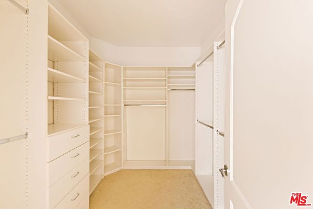 325 Arnaz Drive, Los Angeles CA: https://media.crmls.org/mediaz/6574cebd-d1d7-4c01-bb5f-95f03a148160.jpg