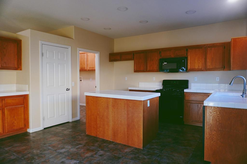 MLS #219138307DA image #5