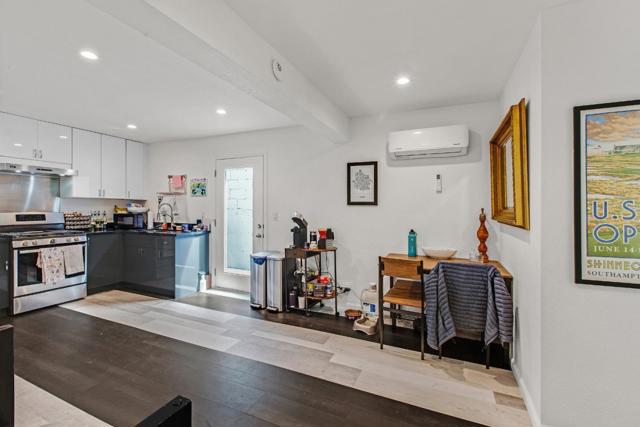 419 Harvey Way, Pacifica CA: https://media.crmls.org/mediaz/657611ca-1d25-4e4e-a825-711397e5c656.jpg