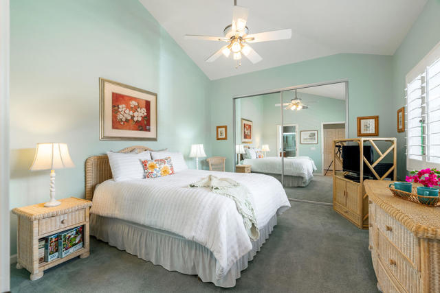 54396 Shoal Creek, La Quinta CA: https://media.crmls.org/mediaz/6576ef65-f0d9-4b3d-8222-95219d0dde4c.jpg