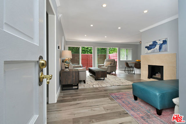 Drew Fenton | 2345 Roscomare Road Los Angeles CA | MLS: 7357472